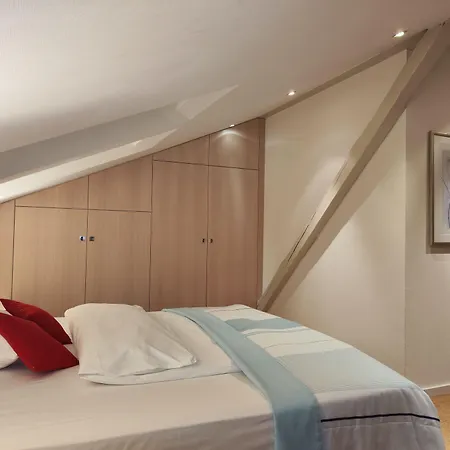 Navigare Hotel 4*